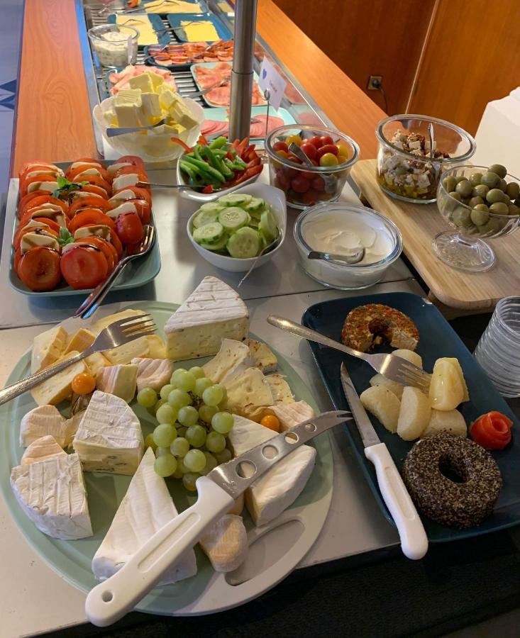 Seehotel Neue Liebe Cuxhaven Eksteriør billede